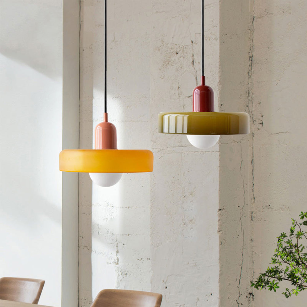 Bauhaus Pendant Light – A Timeless Fusion of Stained Glass & Modern Functionality