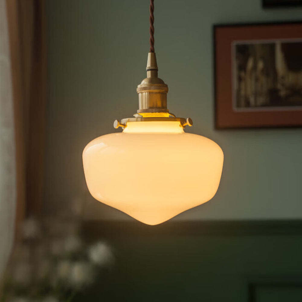 Retro Brass Lantern Pendant Light – Timeless Elegance with Vintage Charm