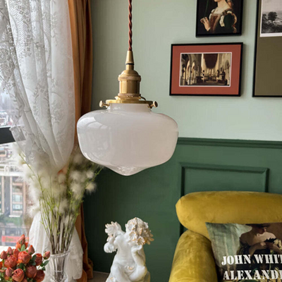 Retro Brass Lantern Pendant Light – Timeless Elegance with Vintage Charm