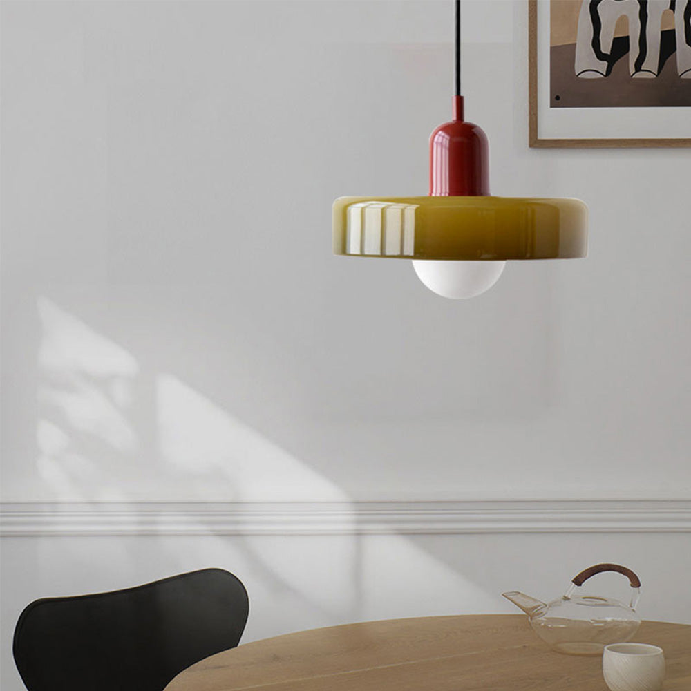 Bauhaus Pendant Light – A Timeless Fusion of Stained Glass & Modern Functionality