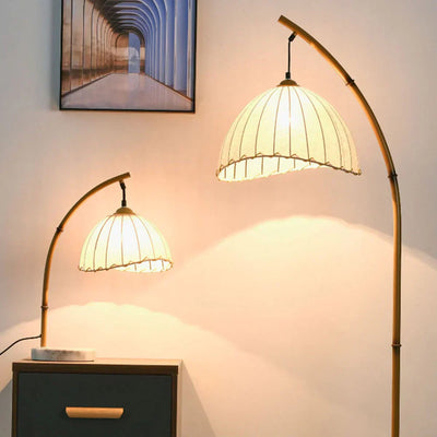 Japanese Bamboo Floor Lamp – Minimalist Zen-Inspired Lighting for a Tranquil Atmosphere