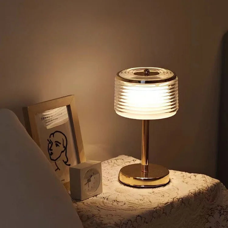 Elegant Crystal Ring Table Lamp – A Statement of Sophistication