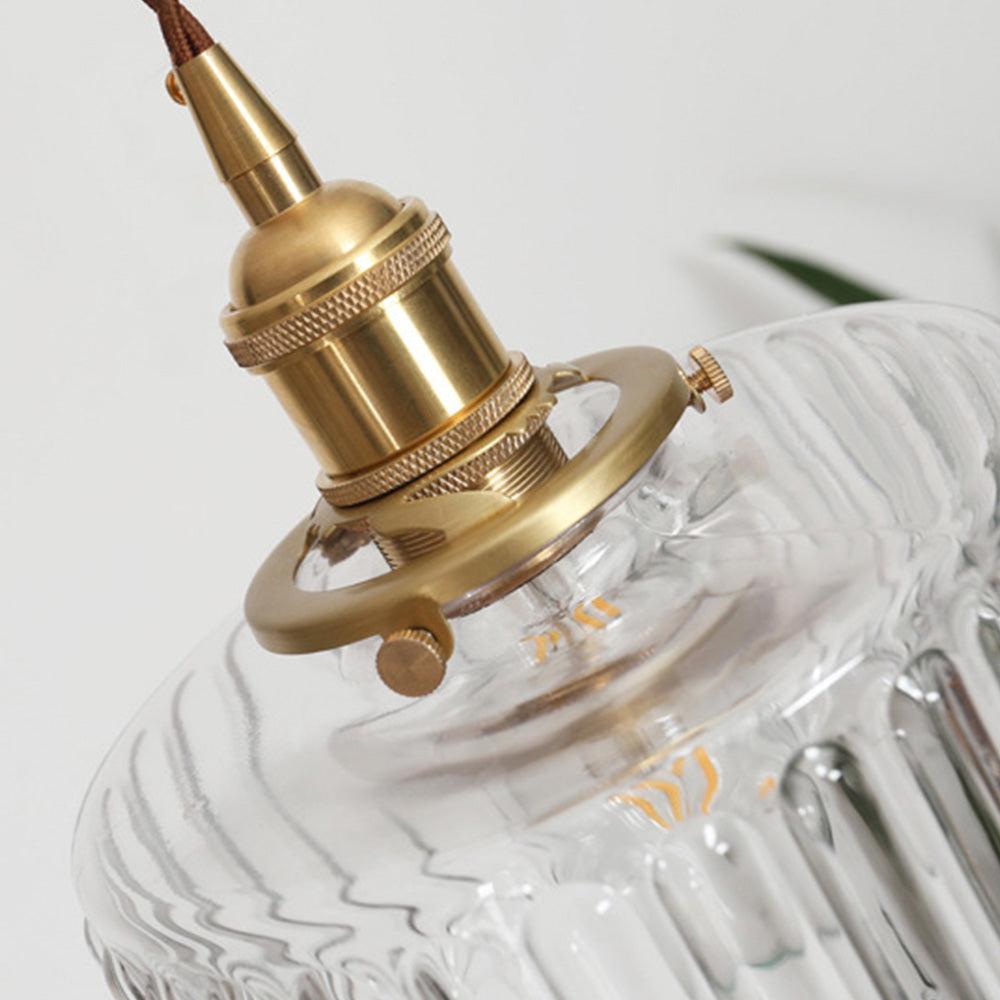 Vintage Crystal Pendant Light – Timeless Elegance in a Classic Glass Design