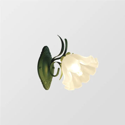 Lily Blossom Wall Light – Elegant Floral-Inspired Wandleuchte