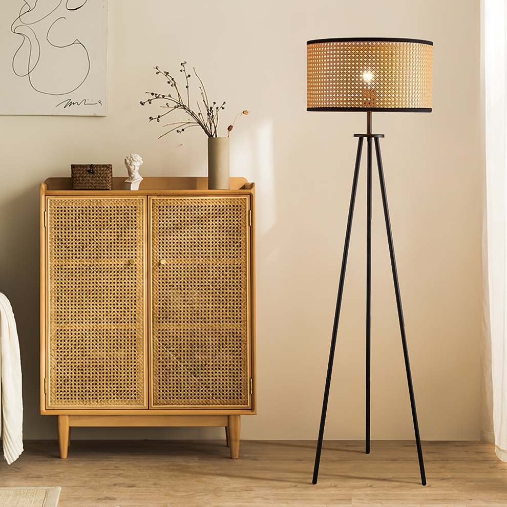 Rattan Tripod Floor Lamp – Natural Elegance with Modern Style