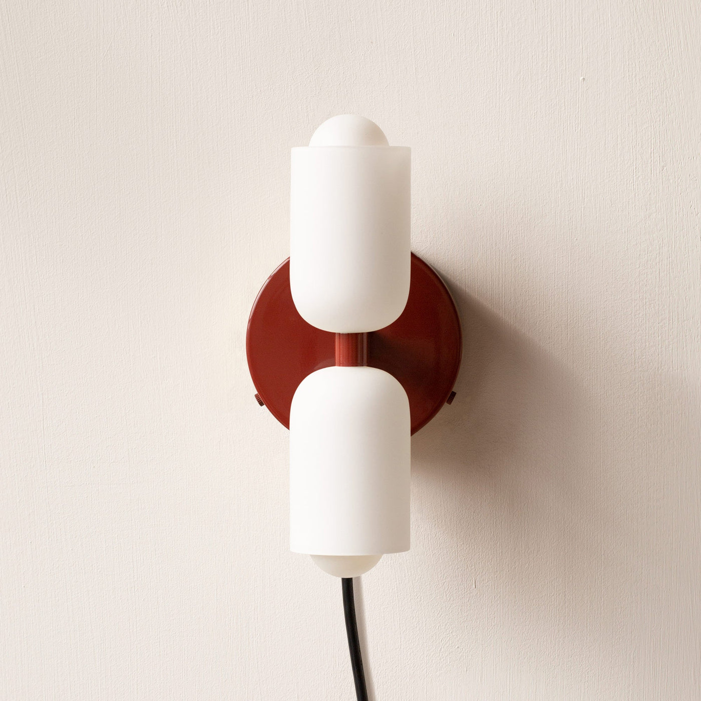 Minimalist Acrylic Wall Light – Soft Up & Down Lighting for a Warm Ambiance