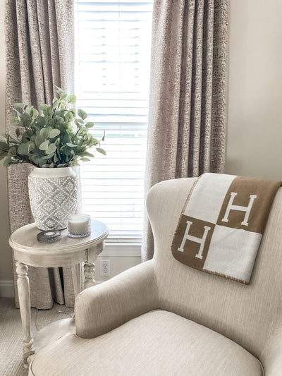 LuxBlanket – Premium Wool & Cashmere Throw for Ultimate Comfort and Elegance