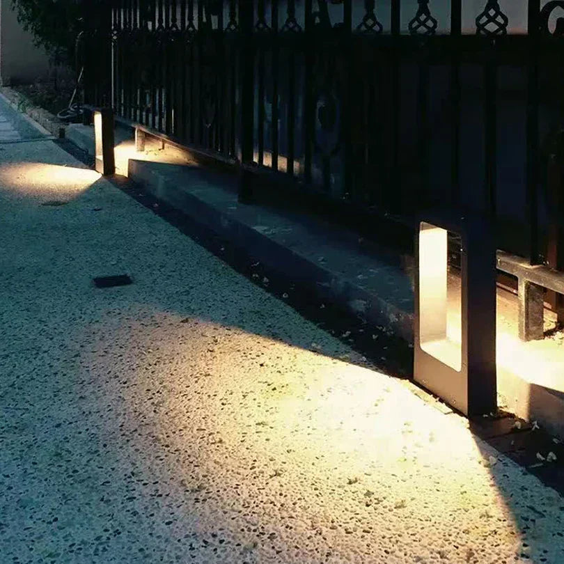 Elegant and Durable Outdoor Garden Lamp – Stylish Ground Lighting