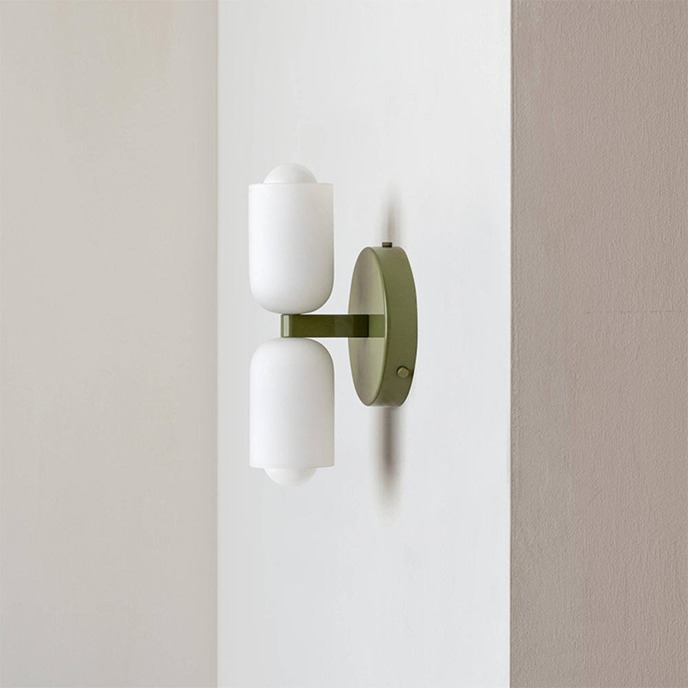 Minimalist Acrylic Wall Light – Soft Up & Down Lighting for a Warm Ambiance