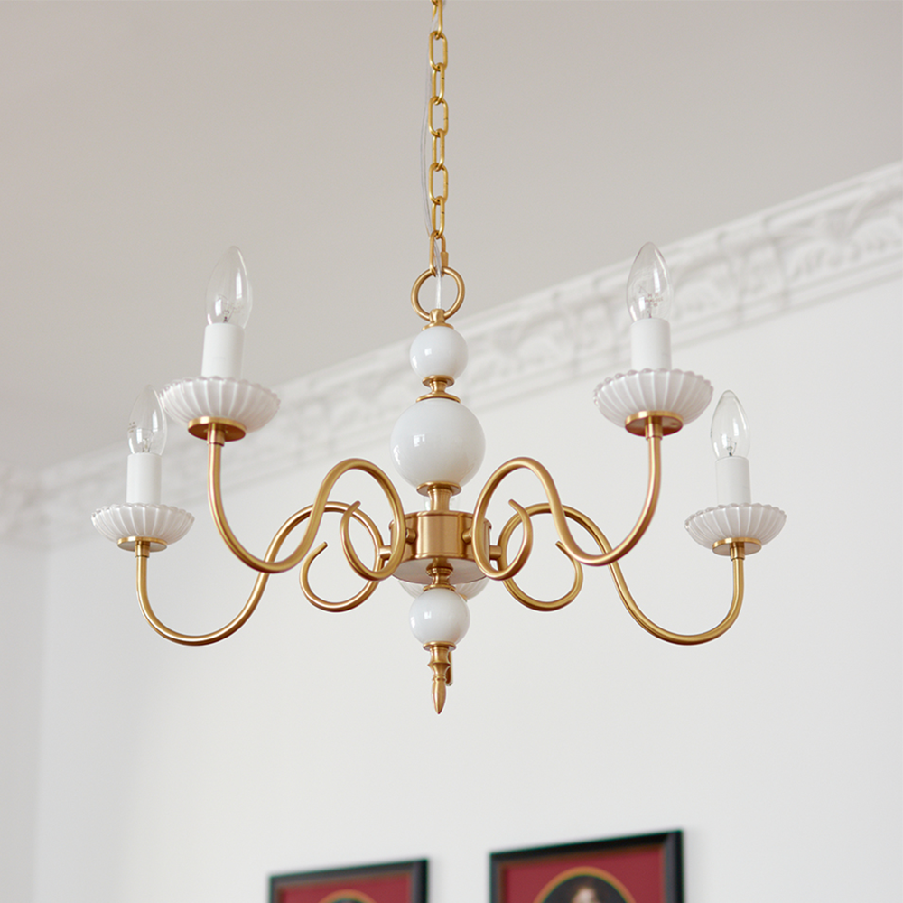 Cream Glass Chandelier – Retro-Inspired Brass Lighting for a Timeless Elegance