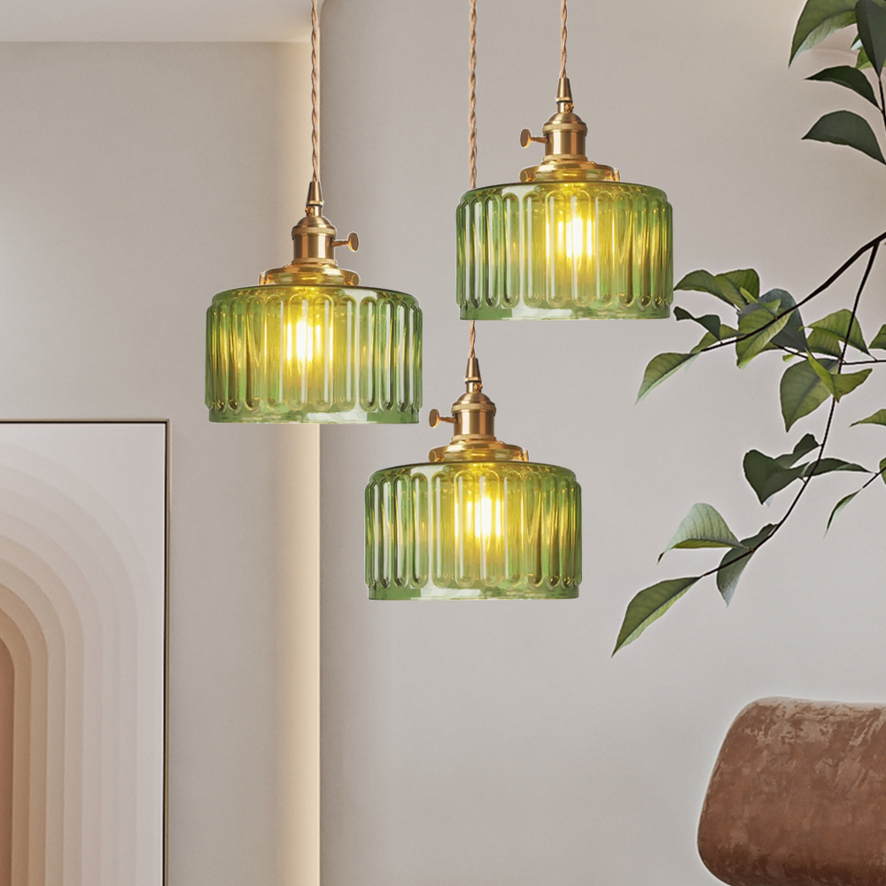 Vintage Crystal Pendant Light – Timeless Elegance in a Classic Glass Design