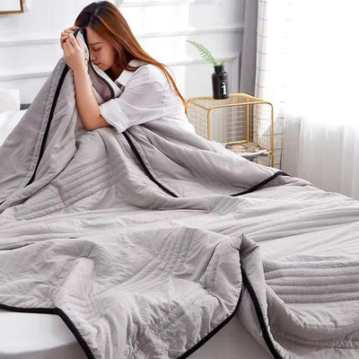 Cooling Blanket – Stay Cool and Comfortable All Night