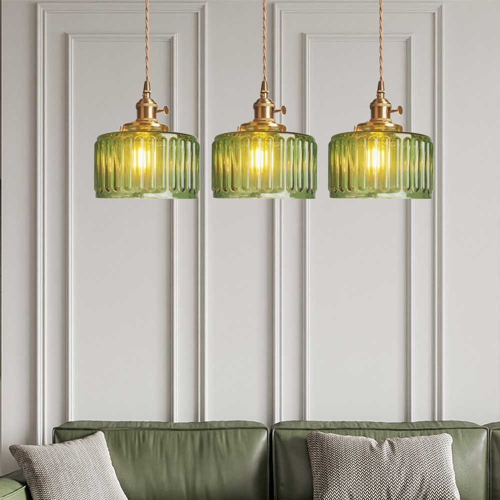 Vintage Crystal Pendant Light – Timeless Elegance in a Classic Glass Design
