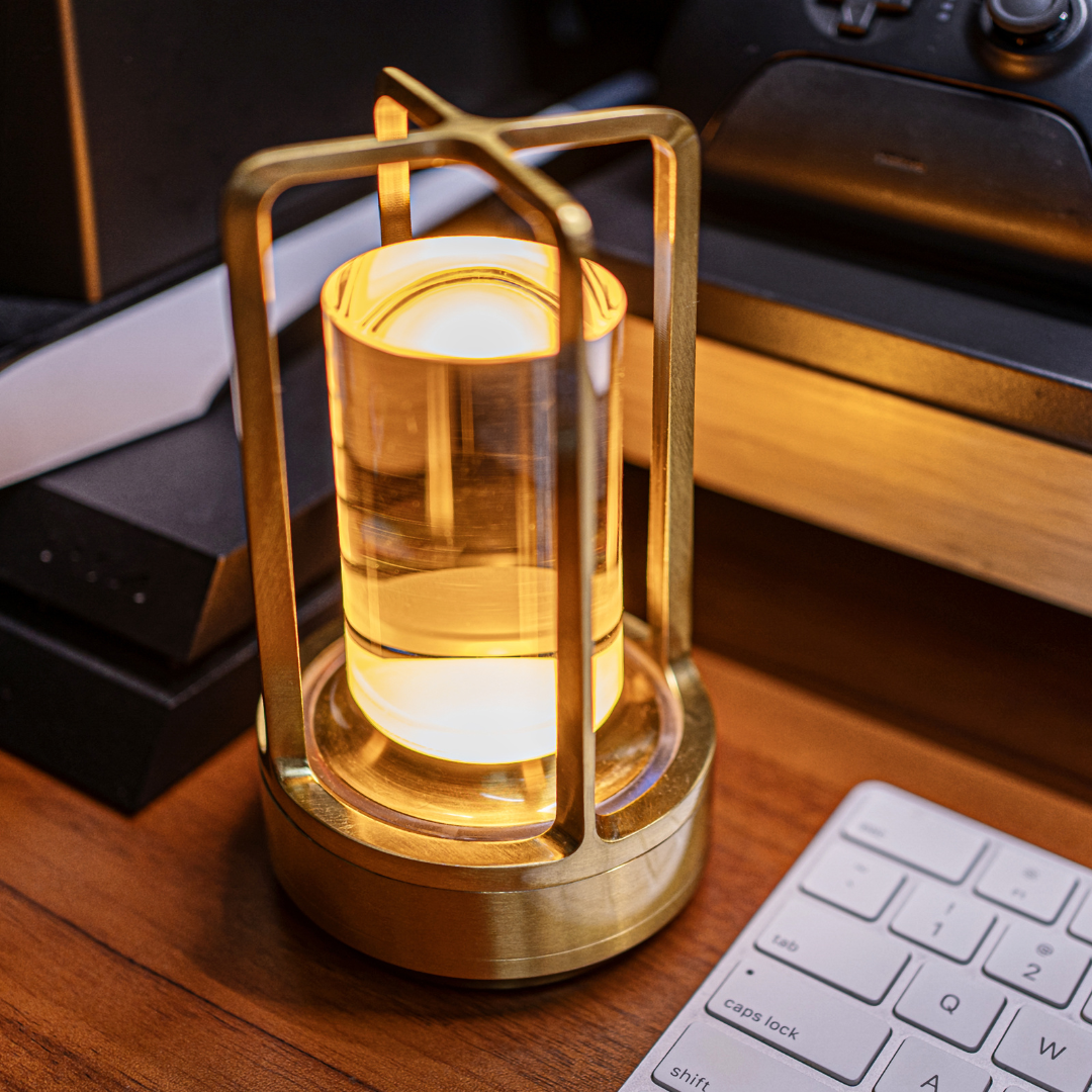 CrystalGlow Luxury Lamp – Wireless Rechargeable LED Light with Elegant Crystal Diffuser