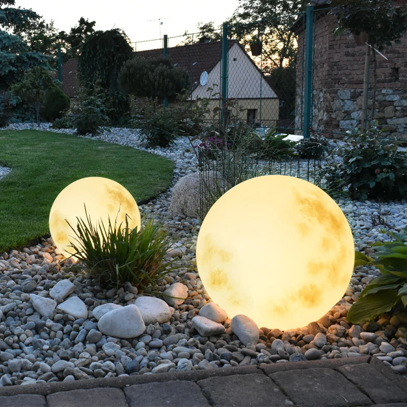 Moonlight Garden Lamp – Enchanting Outdoor Illumination with a Celestial Glow