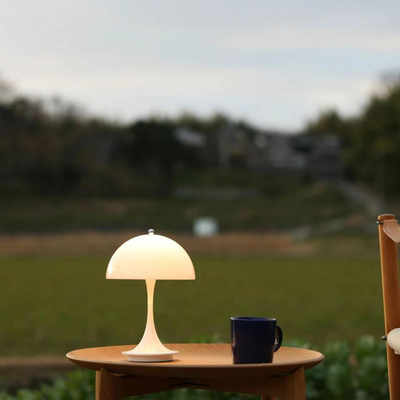 Luxe ÉclatLumière Table Lamp – Elegant Design for a Luxurious Interior