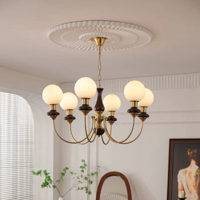 Vintage Chandelier – Timeless Elegance with a Touch of Nostalgia
