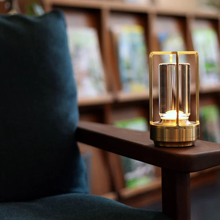 Wireless Qandlelight™ – Elegant USB-Rechargeable LED Table Lamp