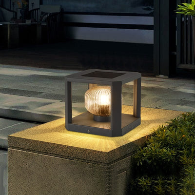 Solar Lume Outdoor Light – Elegant & Weatherproof Solar-Powered Lamp