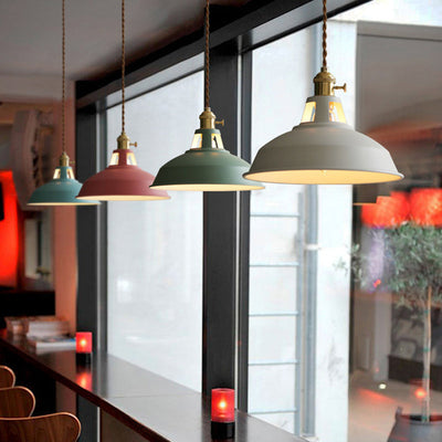 Retro Industrial Pendant Lamp – Authentic Lighting for a Unique Ambience