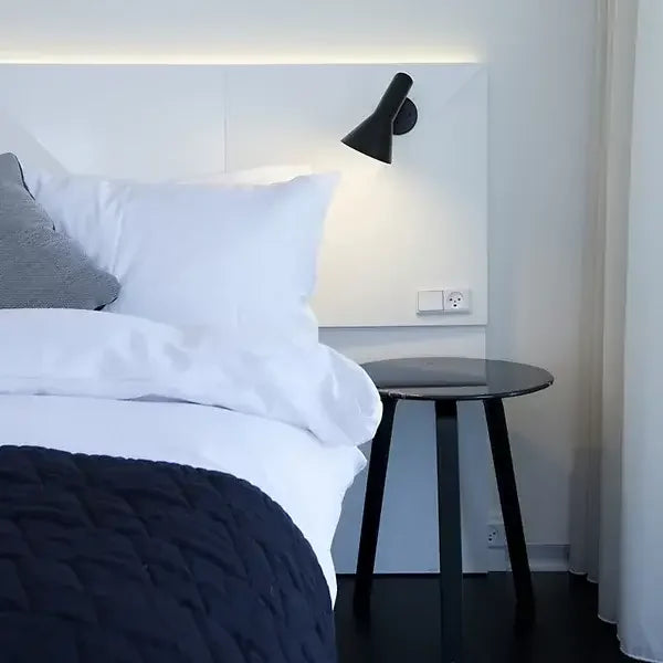 Modern LED Table Lamp – Adjustable & Elegant Task Lighting