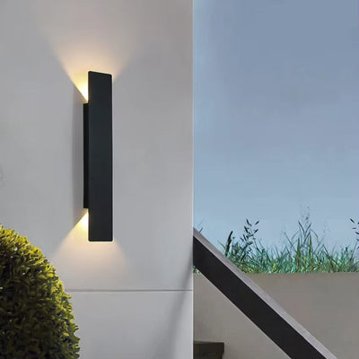 Lumeo | Modern Waterproof Outdoor Wall Light for Stylish Illumination