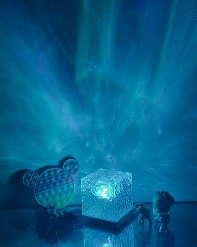 Qrismora Aurora Lamp – Captivating Northern Lights for a Tranquil Ambience