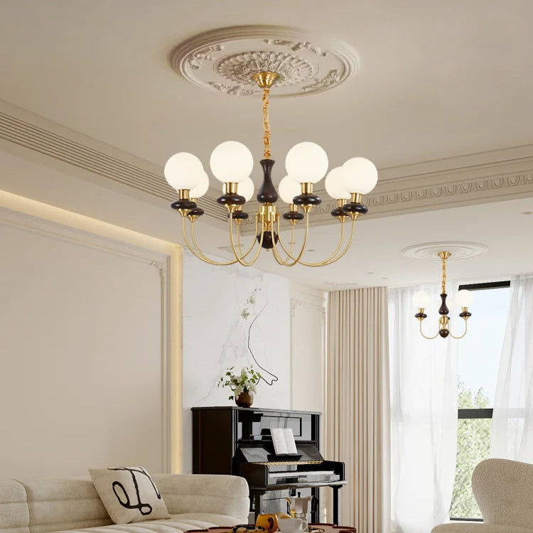Vintage Chandelier – Timeless Elegance with a Touch of Nostalgia