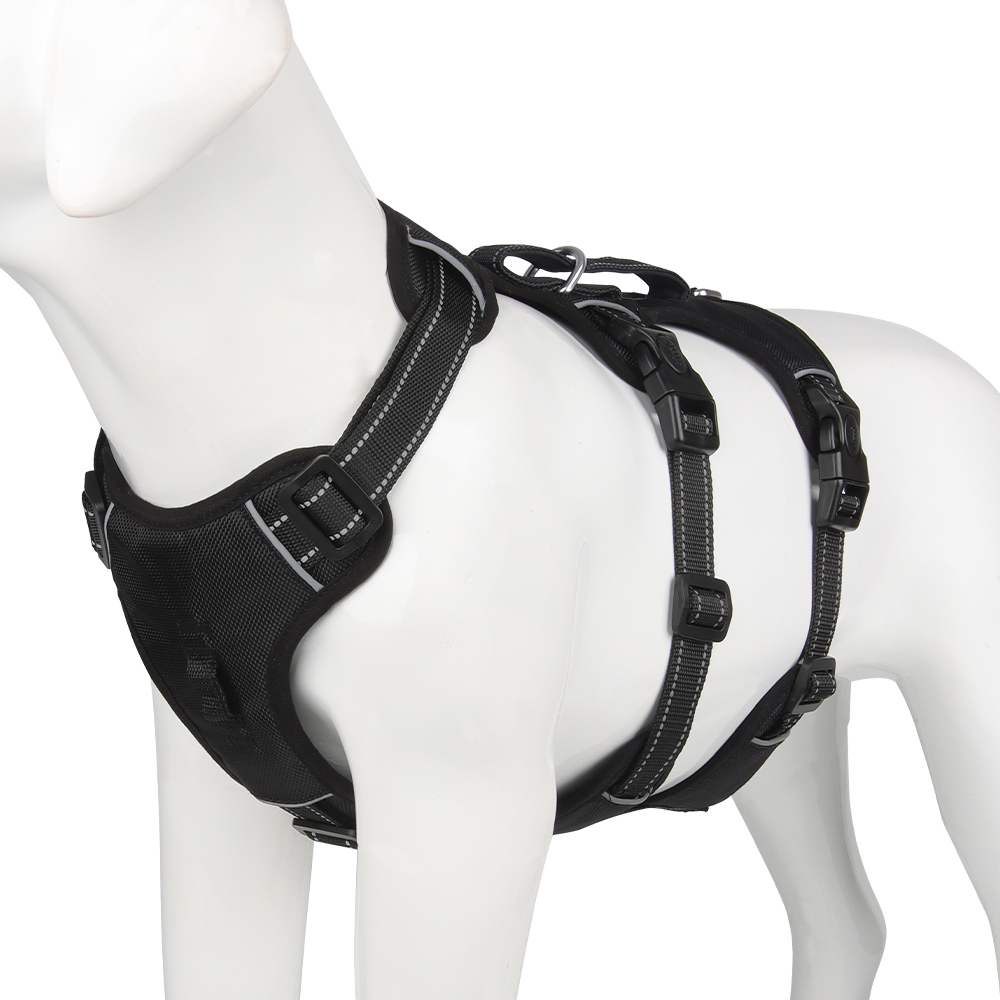 Reflective Dog Harness – Comfort, Control, and Safety for Active Dogs
