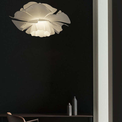 Bella Modern Design Pendant Lamp – A Floral Touch for a Blooming Atmosphere
