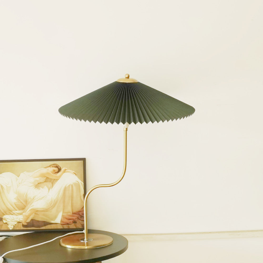 UmbrellaLamp – Elegant LED Touch Lamp for a Tranquil Ambience