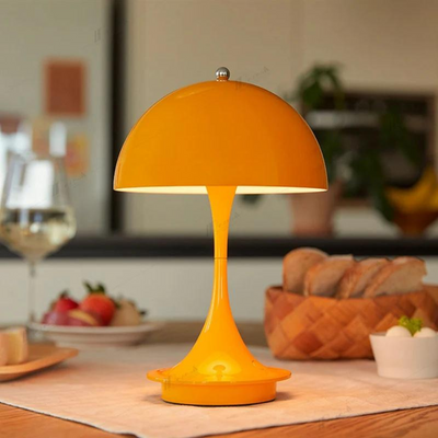 Luxe ÉclatLumière Table Lamp – Elegant Design for a Luxurious Interior