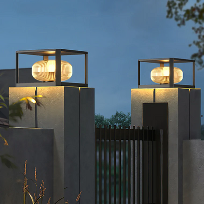 Solar Lume Outdoor Light – Elegant & Weatherproof Solar-Powered Lamp