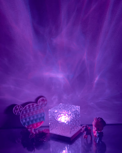 Qrismora Aurora Lamp – Captivating Northern Lights for a Tranquil Ambience