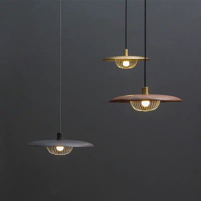Imitation Wood Grain Pendant Light – Nordic-Style Hanging Lamp for Rustic Interiors