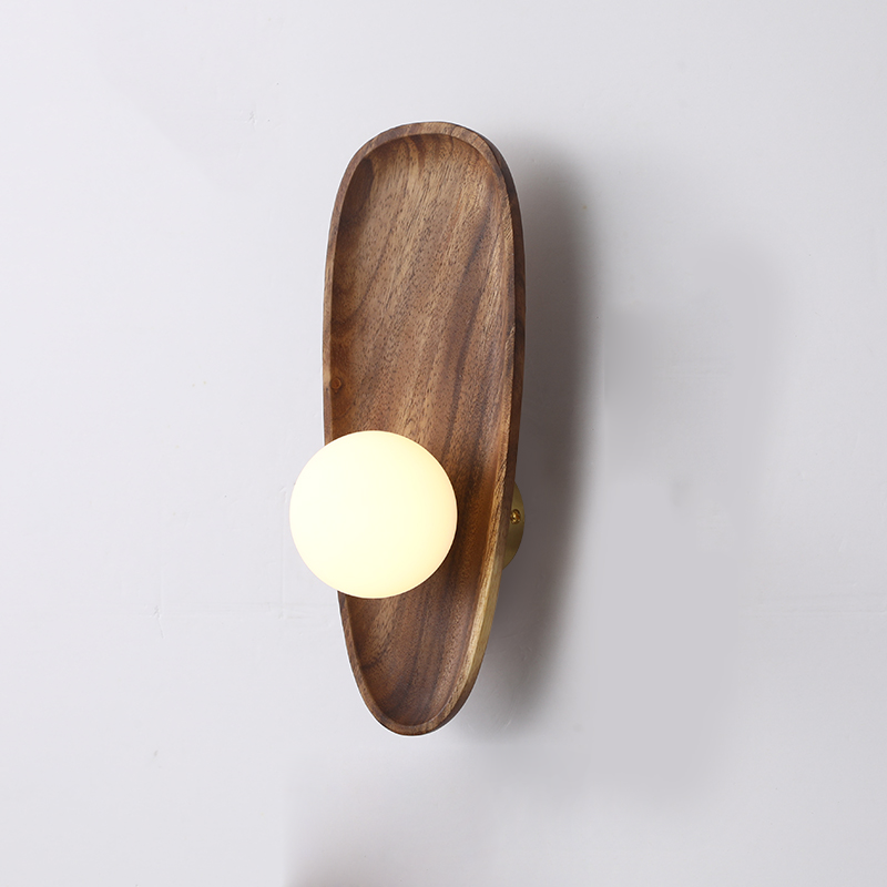 Natural Wood Wall Light – A Blend of Rustic Charm & Modern Simplicity