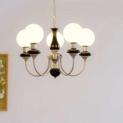 Vintage Chandelier – Timeless Elegance with a Touch of Nostalgia