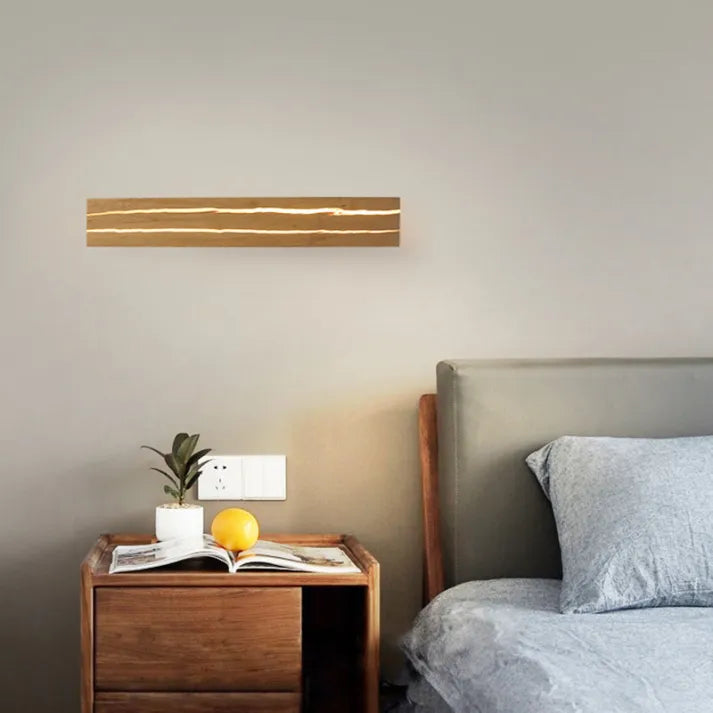 Modern Cracked Wood Wall Light – Natural LED Ambient Lighting