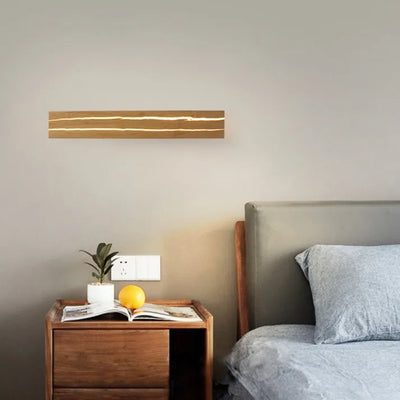 Modern Cracked Wood Wall Light – Natural LED Ambient Lighting