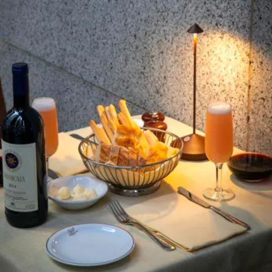 Modern Wireless LED Table Lamp – Adjustable, Waterproof & Rechargeable