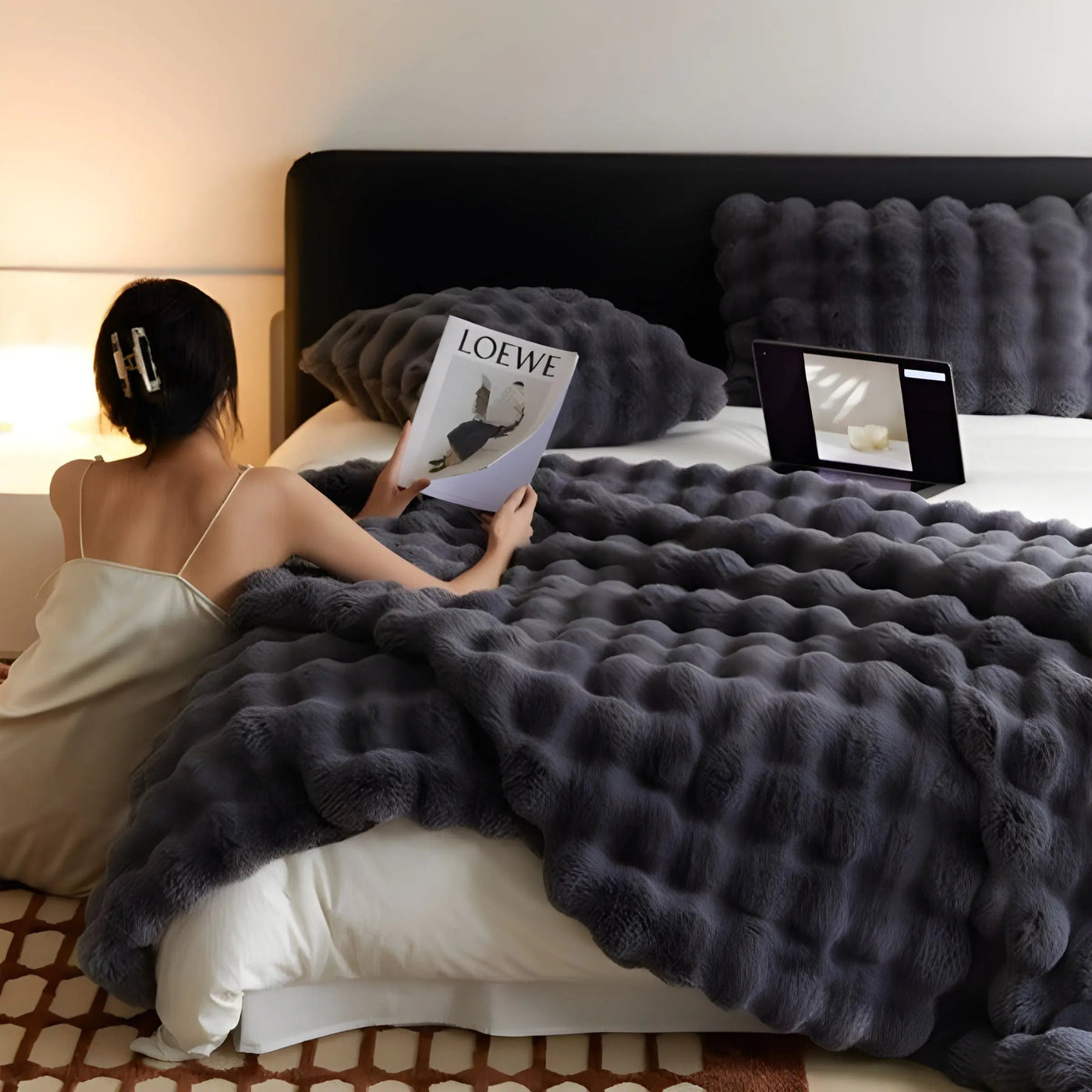 Fluff Bubble Blanket – Luxurious Comfort for Your Bedroom