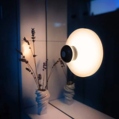 Rechargeable LED Suction Cup Light – Portable, Dimmable & USB-Powered