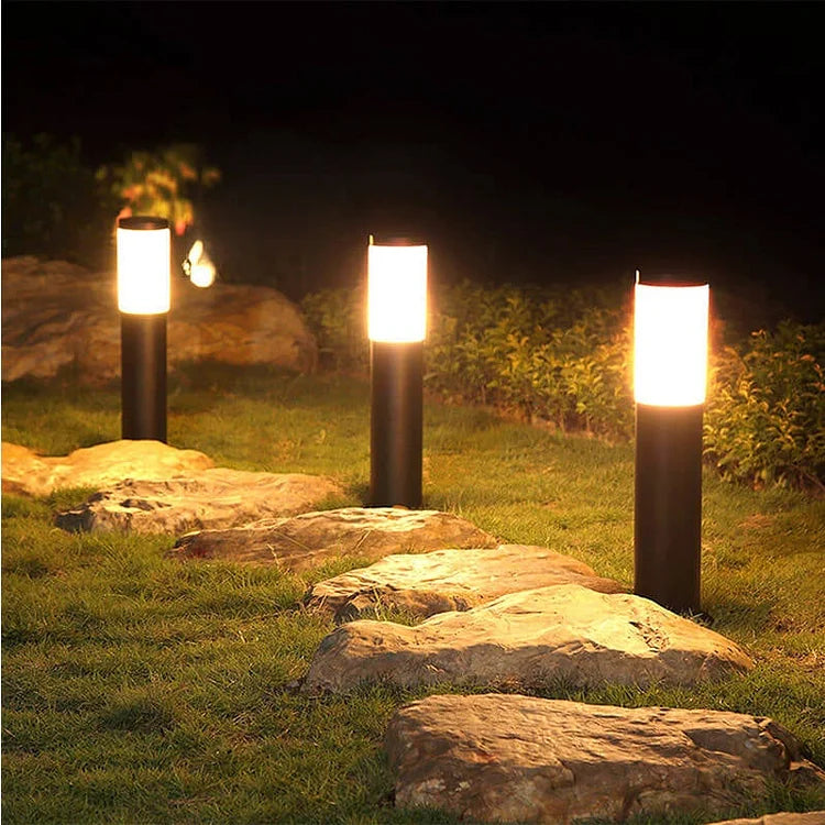 Solar Garden Light – Energy-Efficient Outdoor LED for Pathways & Patios