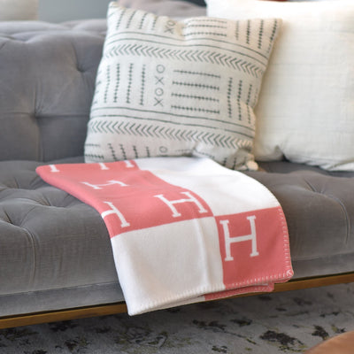 LuxBlanket – Premium Wool & Cashmere Throw for Ultimate Comfort and Elegance