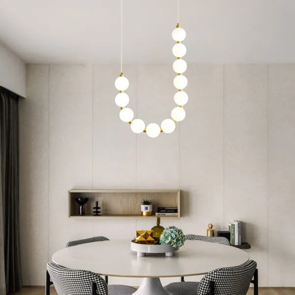 Luxury White Necklace Chandelier – Elegant Jewellery-Inspired Lighting
