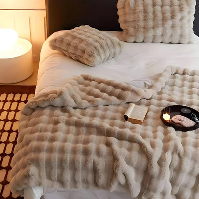 Fluff Bubble Blanket – Luxurious Comfort for Your Bedroom