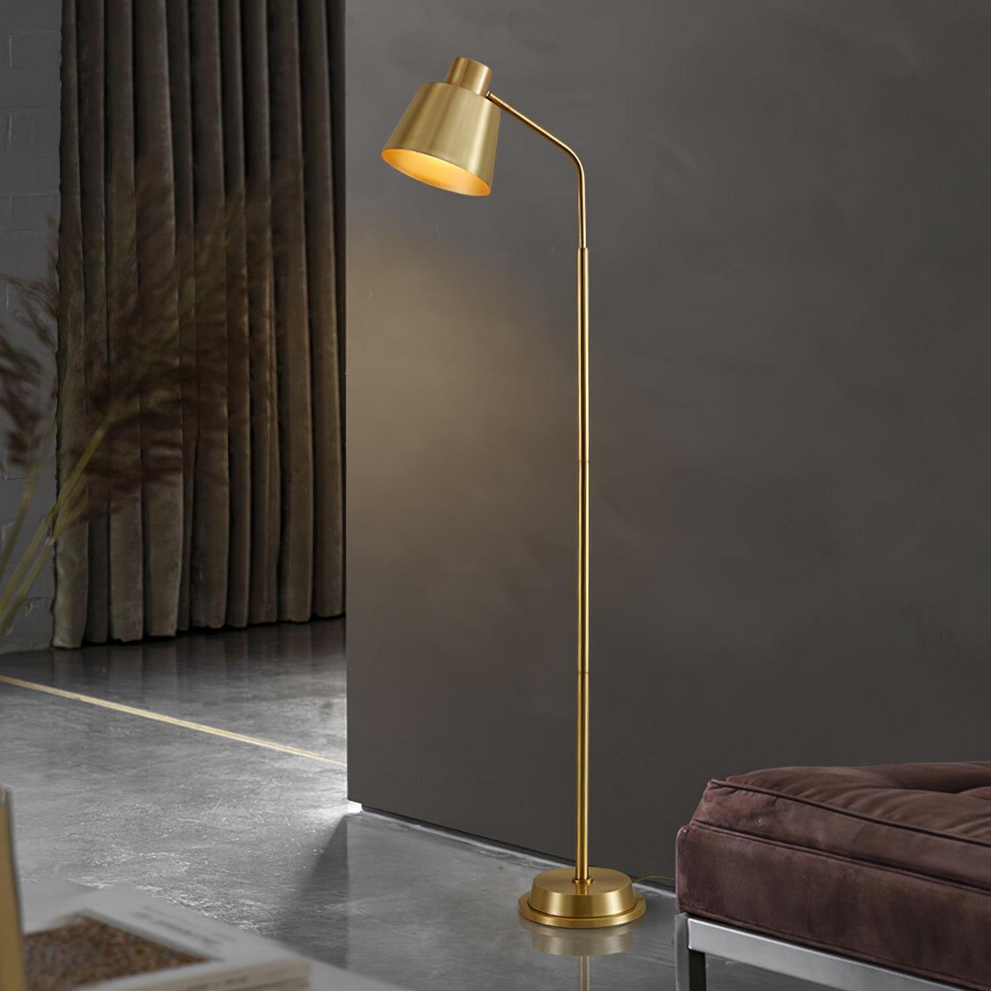 Zeid Brass Floor Lamp – Elegant Minimalist LED Standing Light