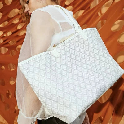 ElegantShopper Tote Bag – Spacious, Stylish & Practical