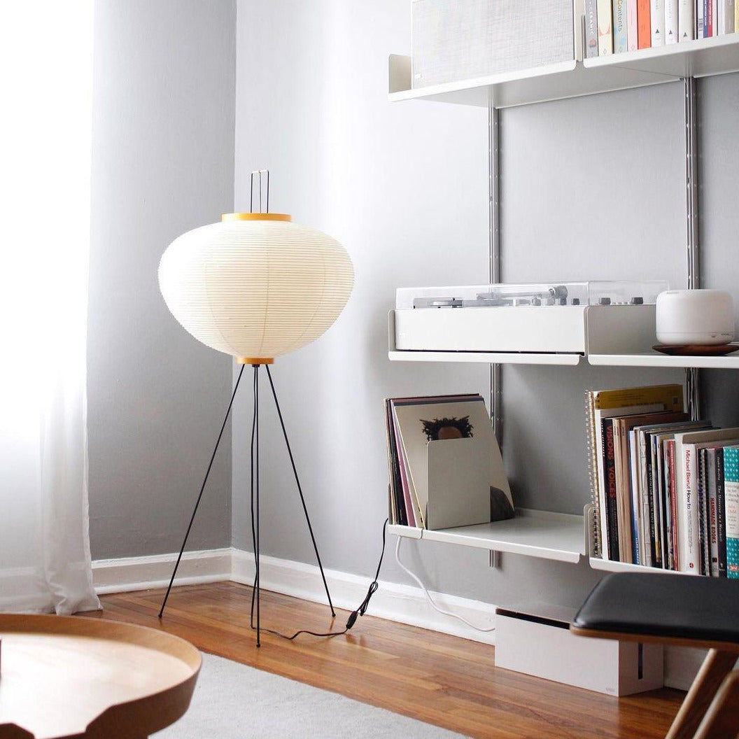 Rice Paper Floor Lamp – Minimalist Soft Glow Lighting for a Tranquil Ambience