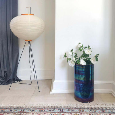 Rice Paper Floor Lamp – Minimalist Soft Glow Lighting for a Tranquil Ambience
